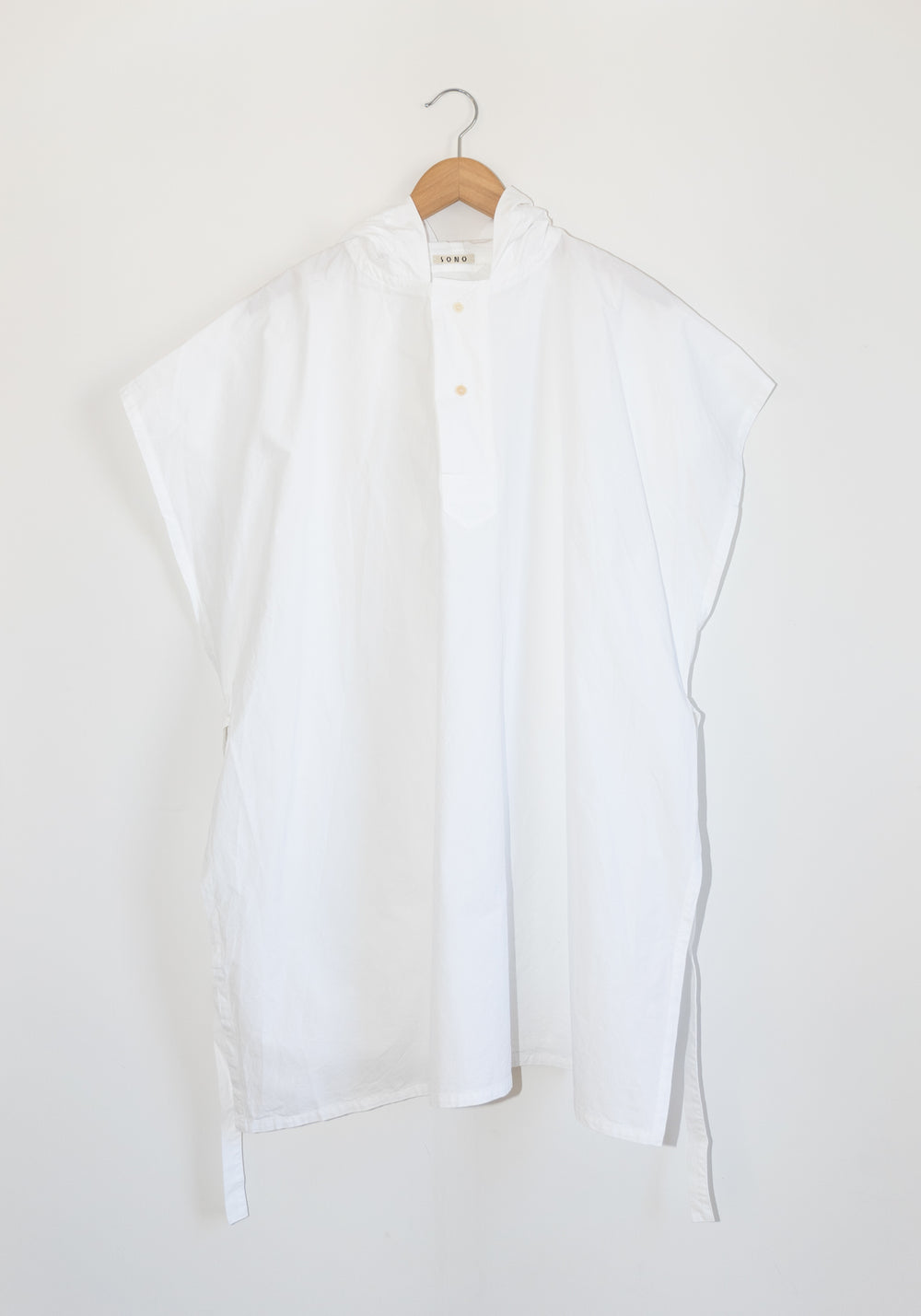 Sono Cole Cape in White