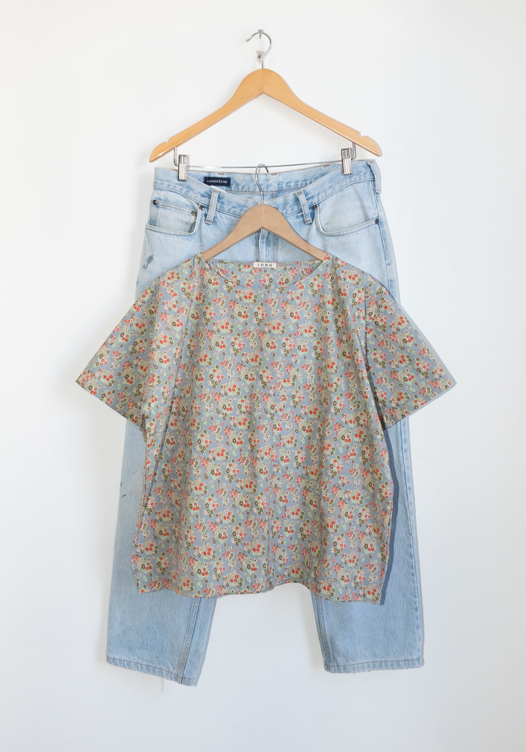Sono Friedrich Tee in Dusty Blue Floral
