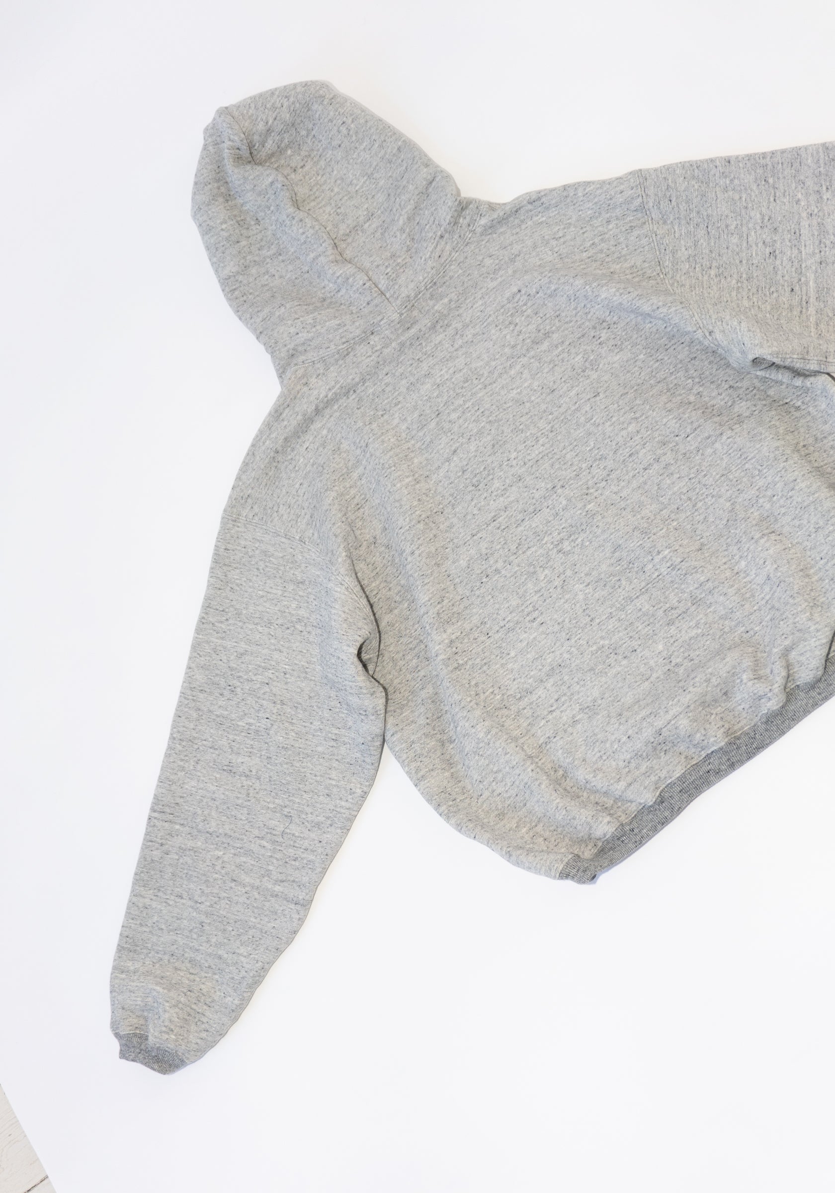 Tanaka The Sweat Hoodie in Heather Grey
