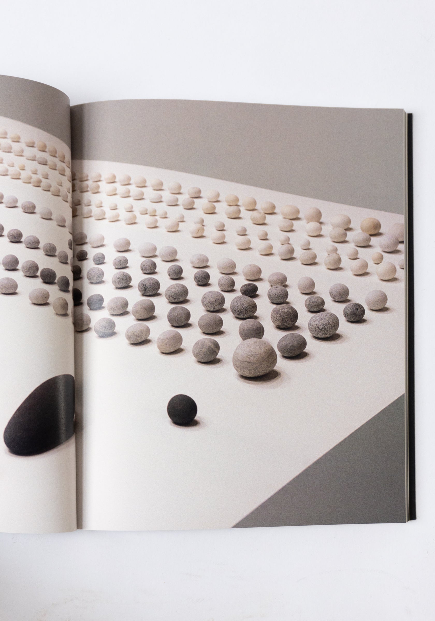 Apartamento Things that Go Together, Michael Anastassiades – VESTIGE