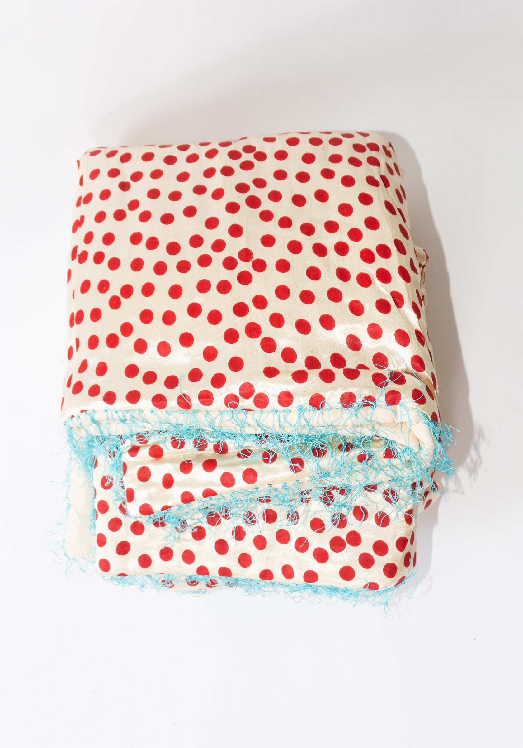 Tigra Tigra Blockprint Dot Puffy Quilt with Fringe in Cream and Red