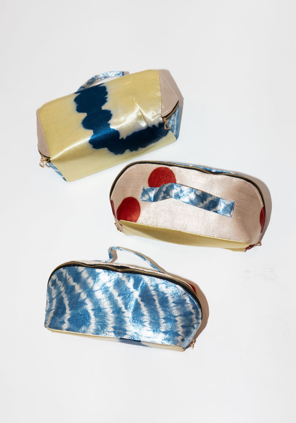 Tie Dye Silk Mashroo Travel Bag