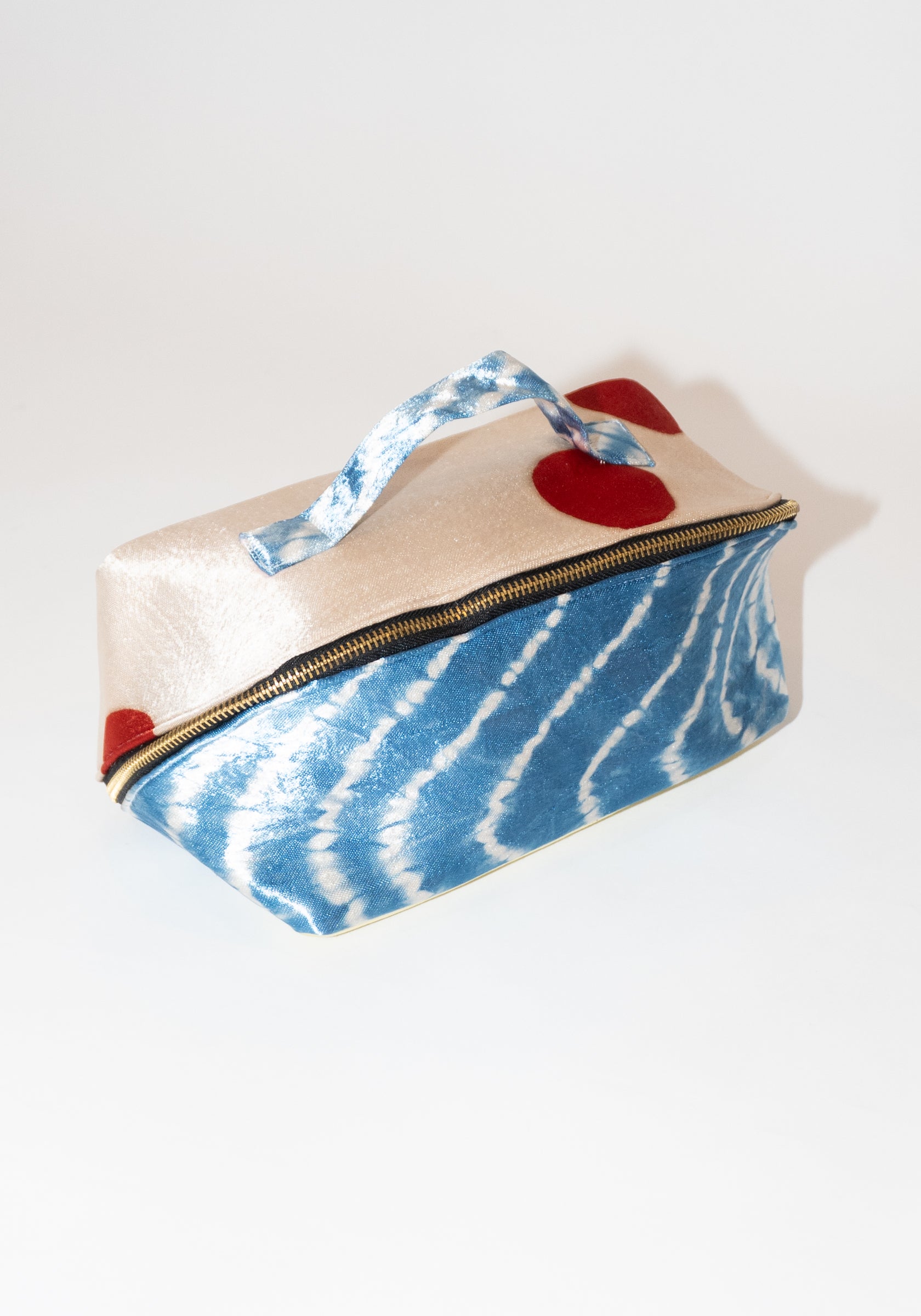 Tie Dye Silk Mashroo Travel Bag