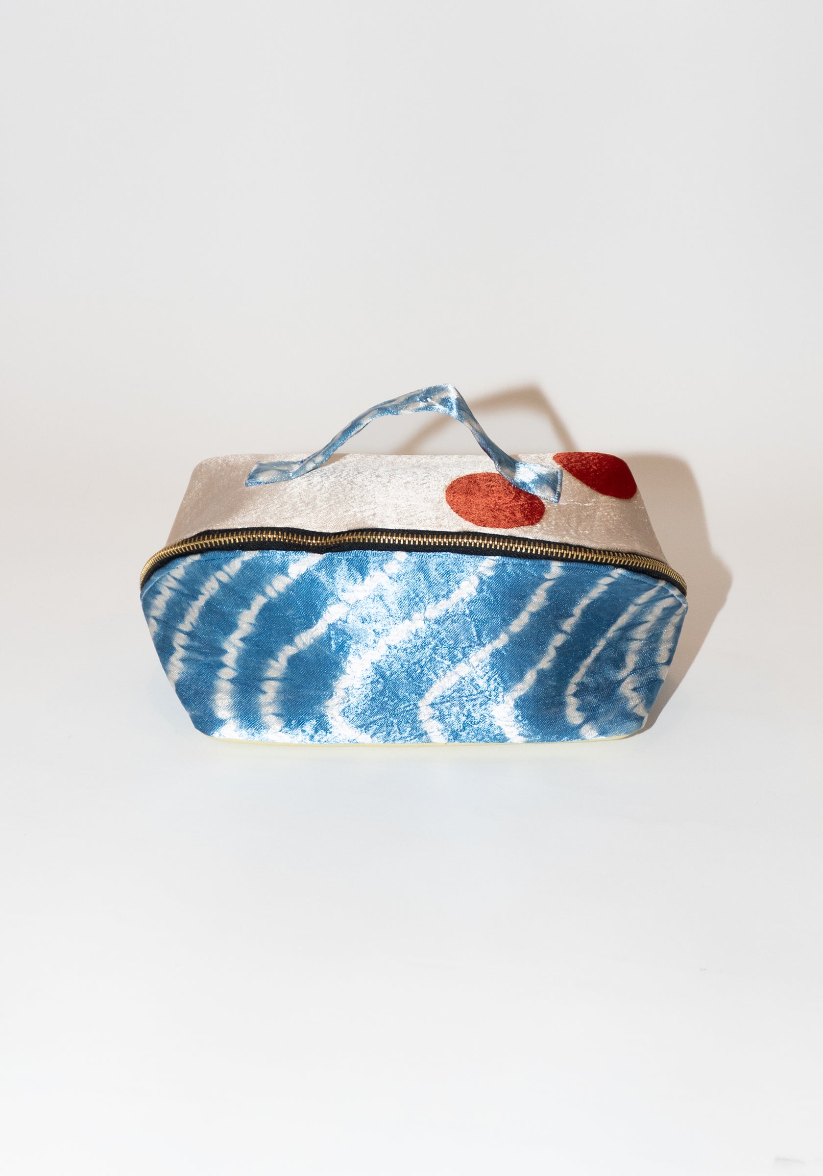 Tie Dye Silk Mashroo Travel Bag