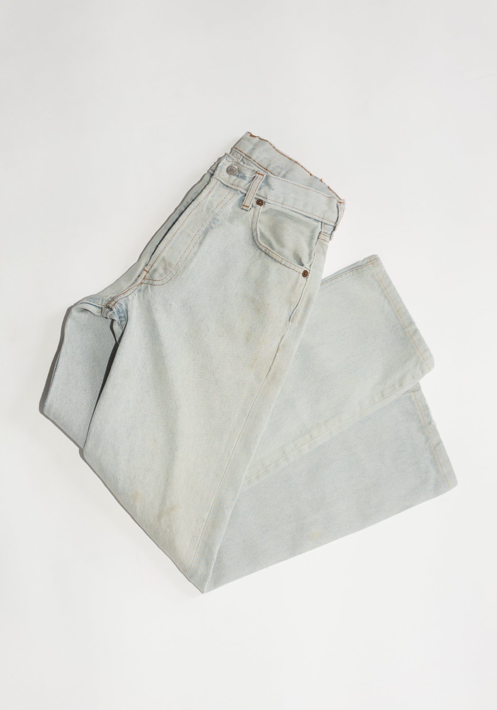 Vintage Light Wash Levi's Jeans
