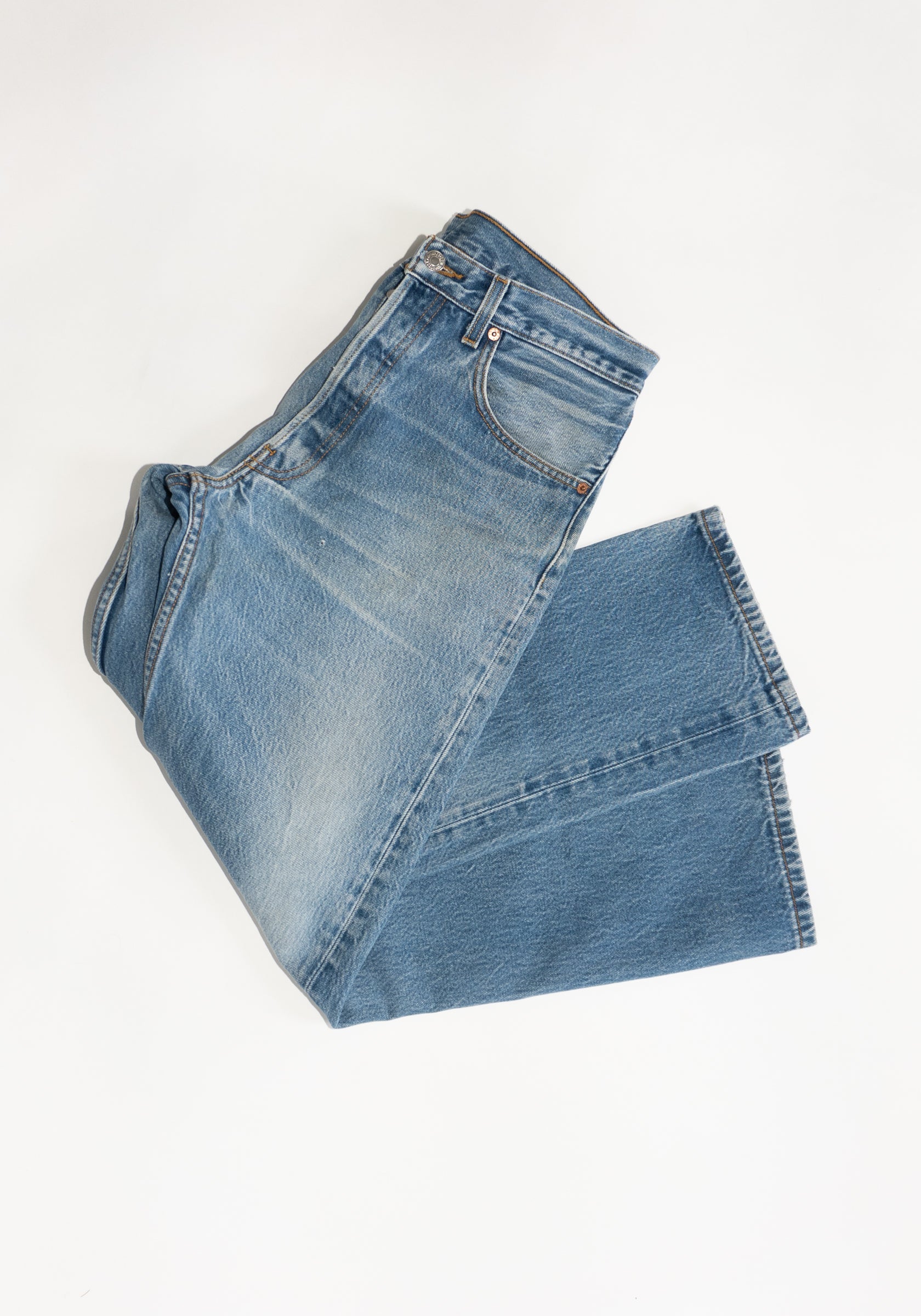 Vintage Mid Wash Levi's Jeans