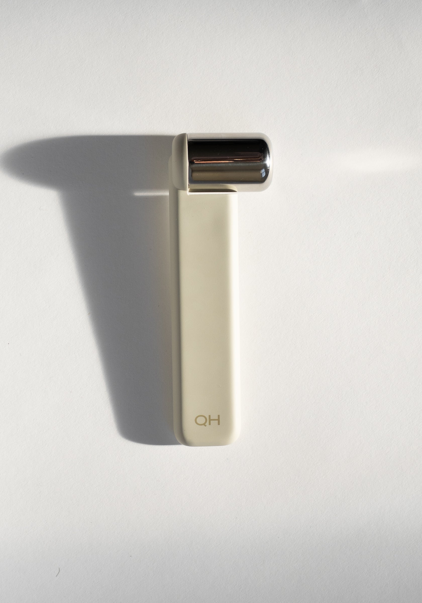 Waldon Facial Ice Roller in Clay