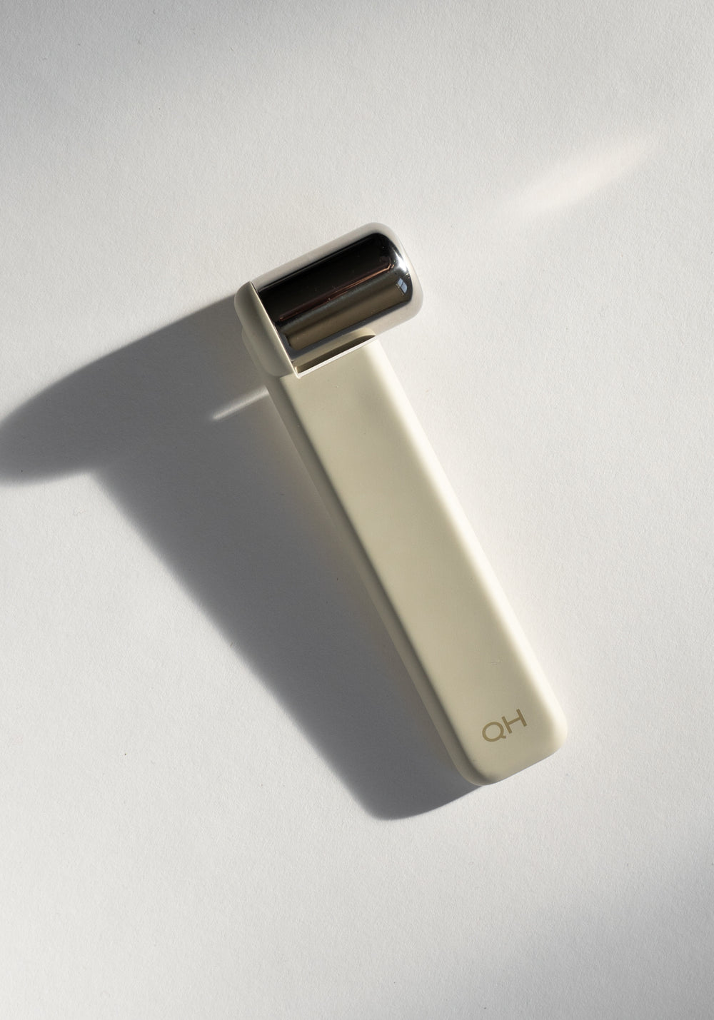 Waldon Facial Ice Roller in Clay