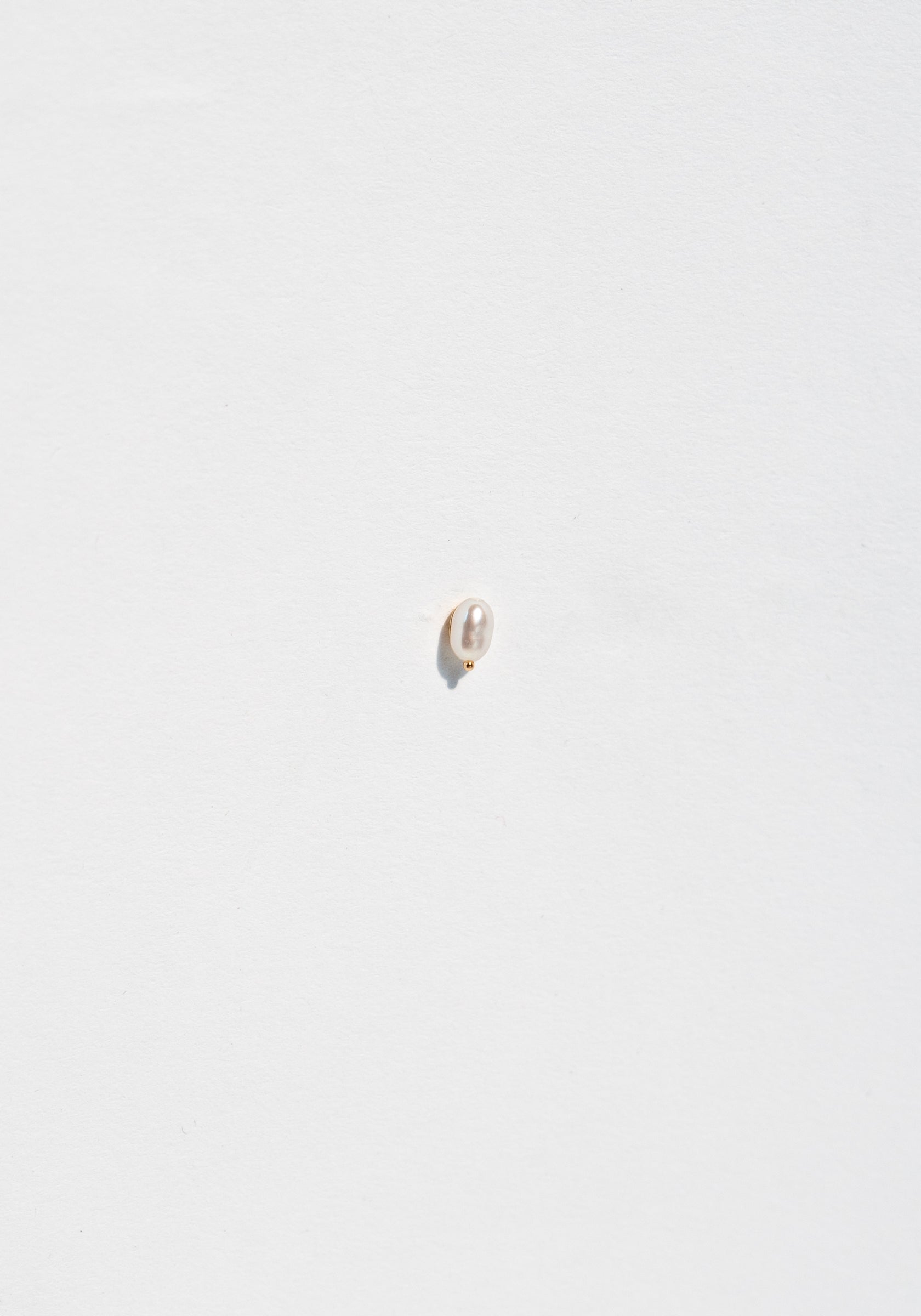 Irregular Pearl Earring - Single – WWAKE