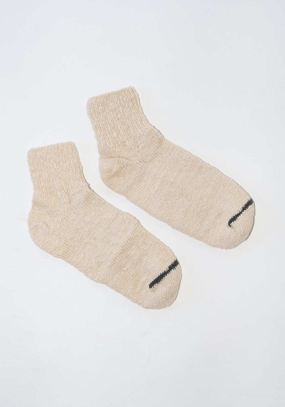 Yahae Japanese Garabou Organic Cotton Ankle Socks in Natural