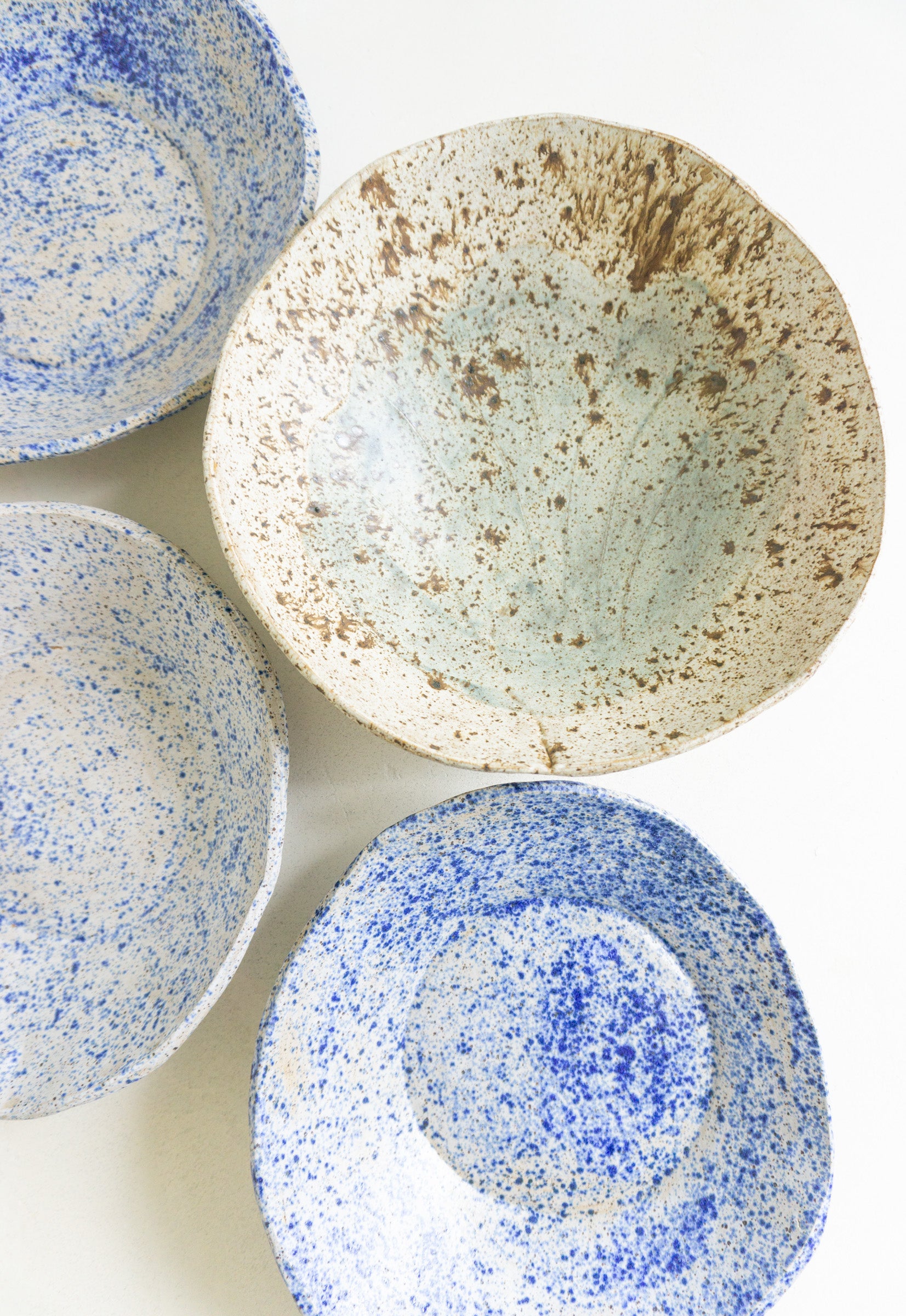 Annie Raysse Shallow Bowl in Blue Speckle